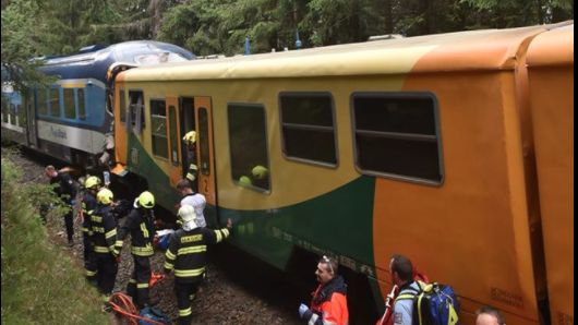 Po zraněných pátrali v lesích. Jednou z obětí srážky dvou vlaků byl Němec